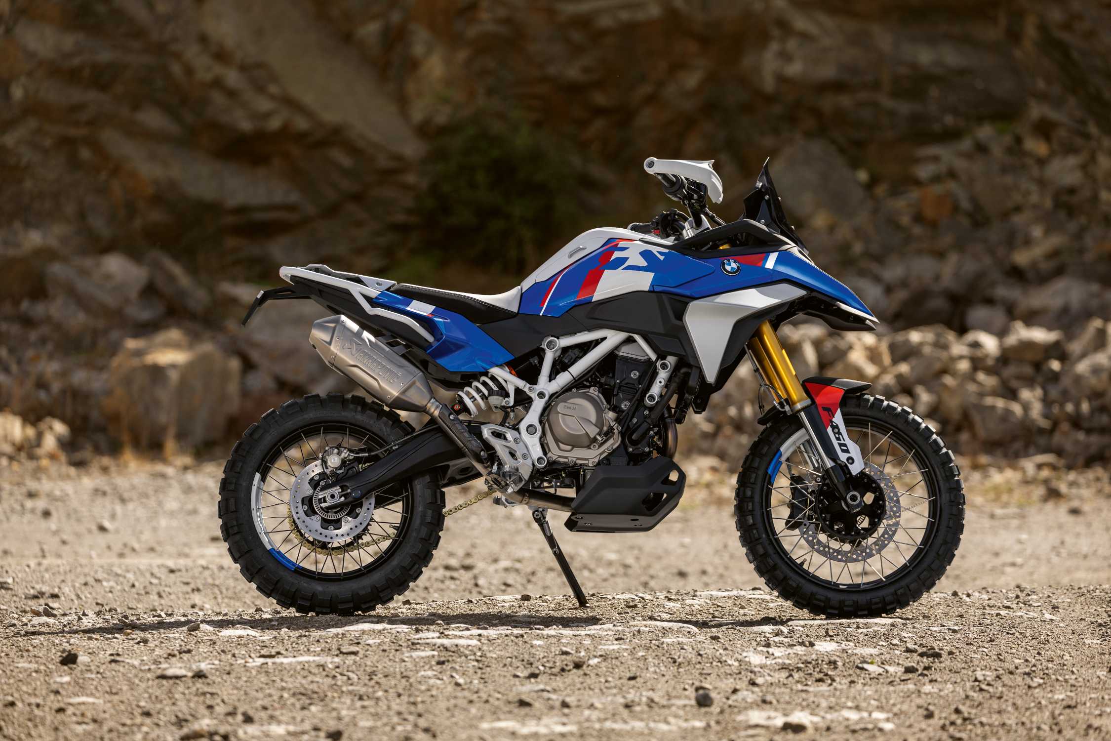 BMW F 450 GS: The Ultimate Mid-Weight Adventure Bike for Modern Riders
